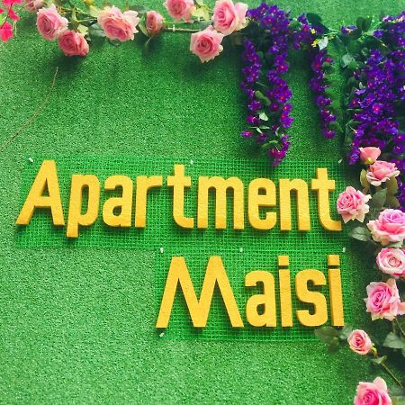 Apartment Maisi Batumi Exterior photo