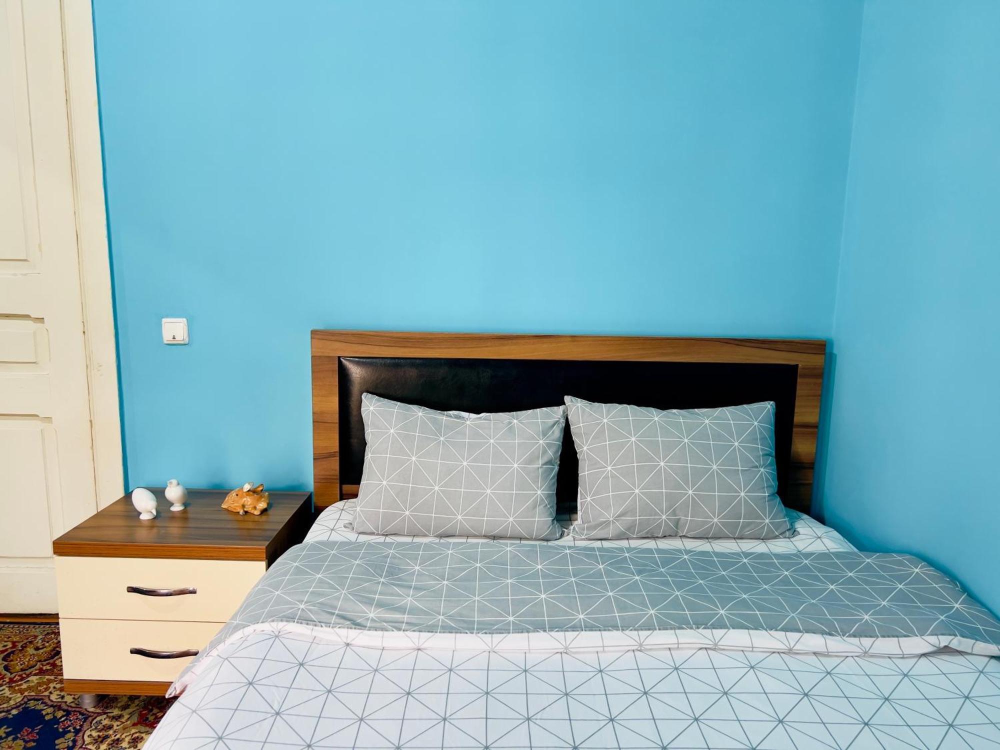 Apartment Maisi Batumi Exterior photo
